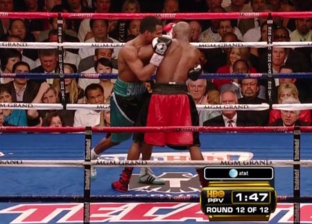 Floyd Mayweather hip crush